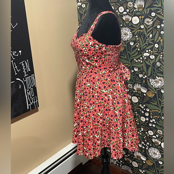 Forever 21 Floral Dress 👗 - Picture 3 of 5